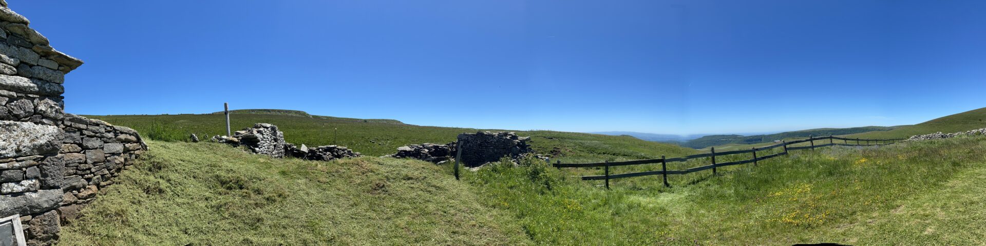 Brezons Buron de la Combe de la Saure