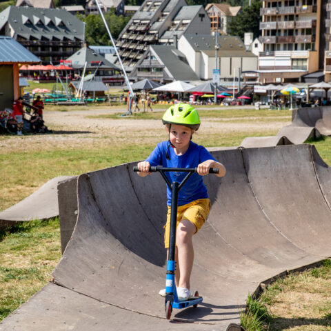 Le Lioran en été : trottinette